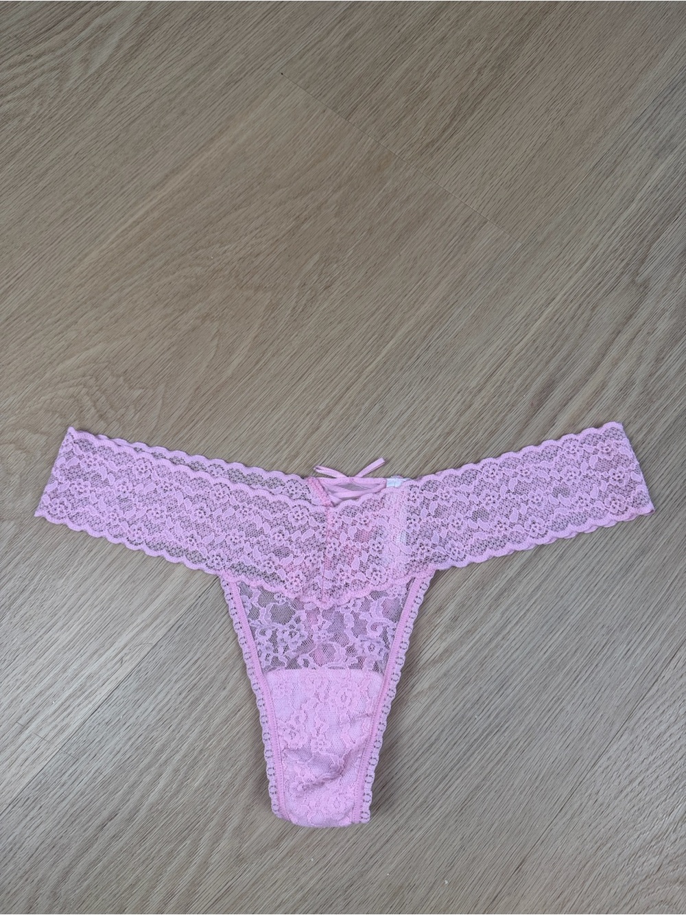 2013 Victoria’s Secret Lace Thong Panty OS